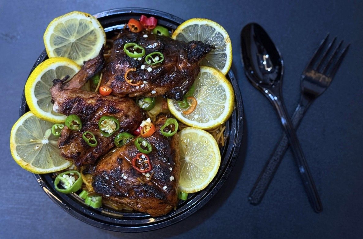 3 قطع دجاج فحم