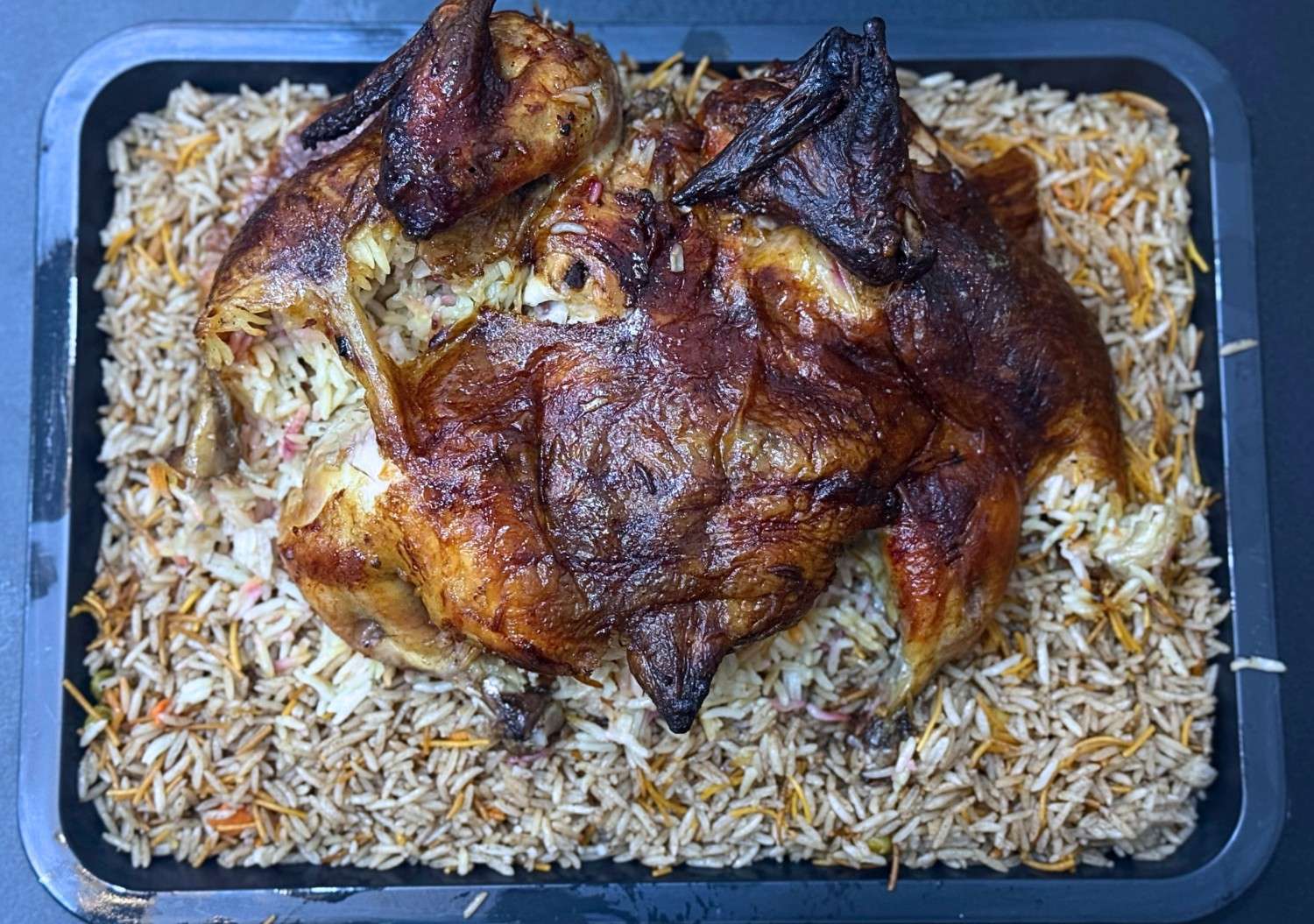 دجاجة كاملة عالتمن